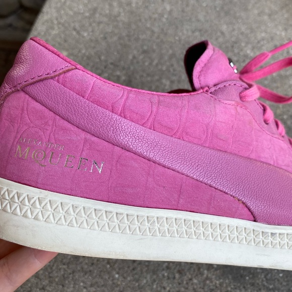 Alexander McQueen Puma Pink Sneakers - 7 - Picture 10 of 11